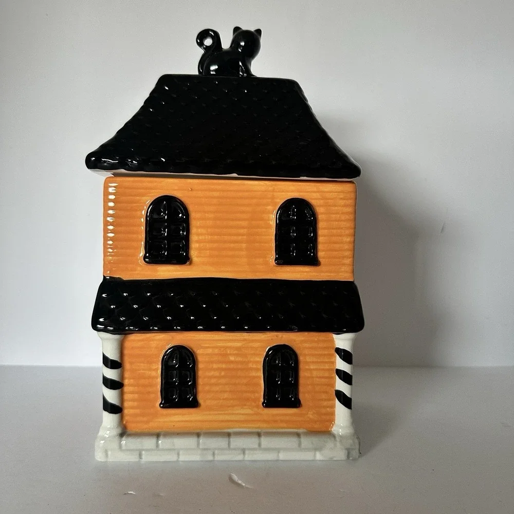 Jack Lantern Lane Haunted House Ghost Cat Halloween Ceramic Cookie Jar
